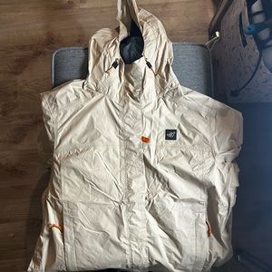 Dutch Bros Windbreaker!